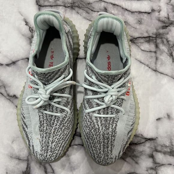 1000% Auth 2017 Yeezy Boost 350 V2 ‘Blue Tint’ Size 8 - Picture 4 of 11